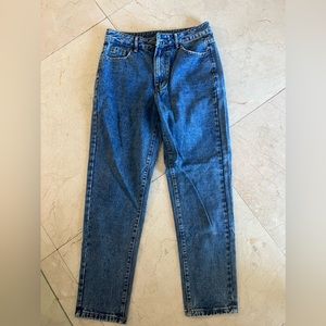 Brand new never worn mom fit jeans!